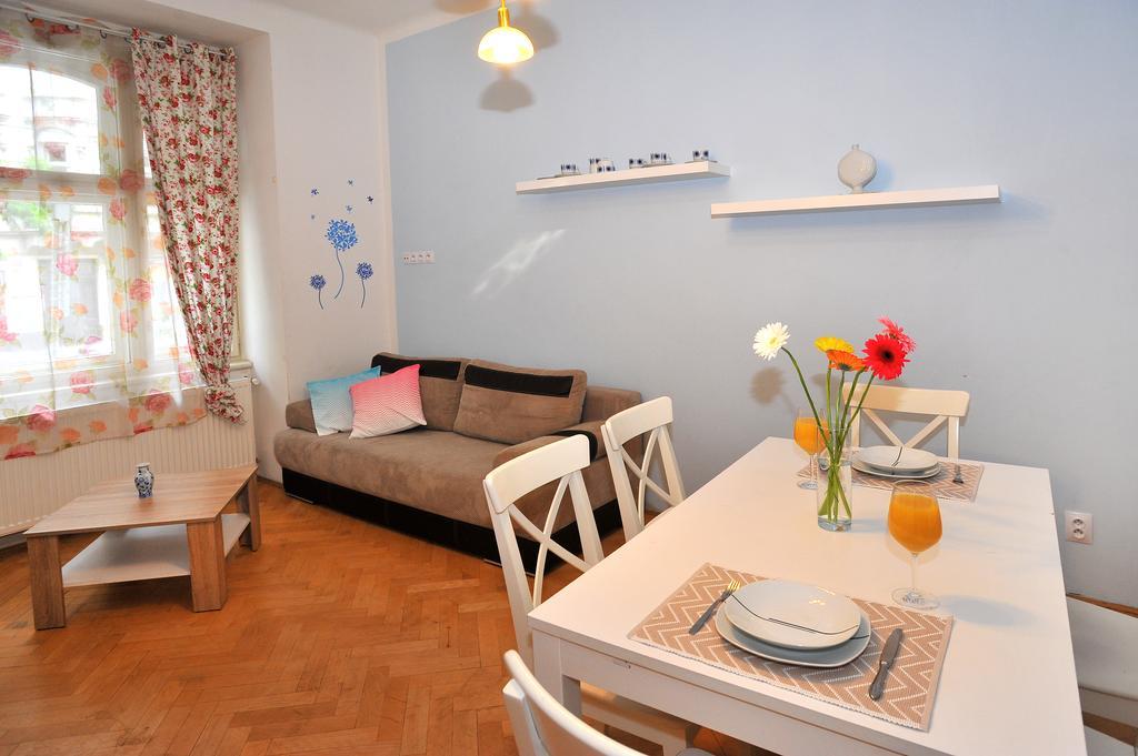 Condo in Vinohrady Praga Exterior foto
